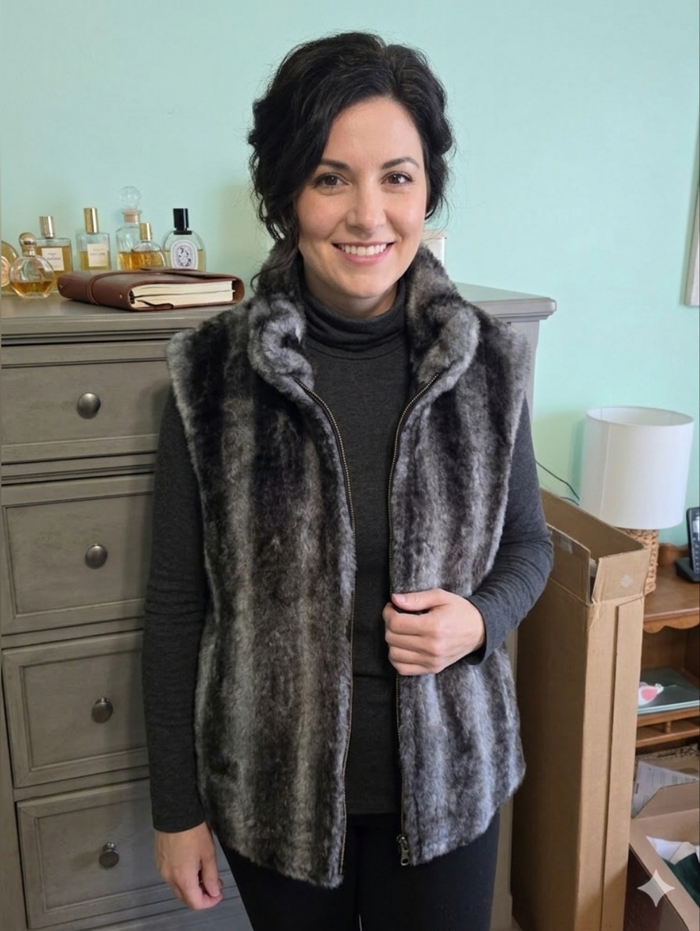 Source Unknown Plush Faux Fur Zip Vest - Gray
